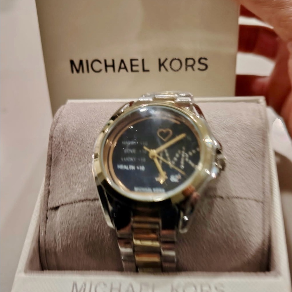 Authentic Michael Kors Black and Silver Men's Watch